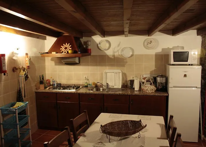 Casas De Pedra Proença-a-Nova